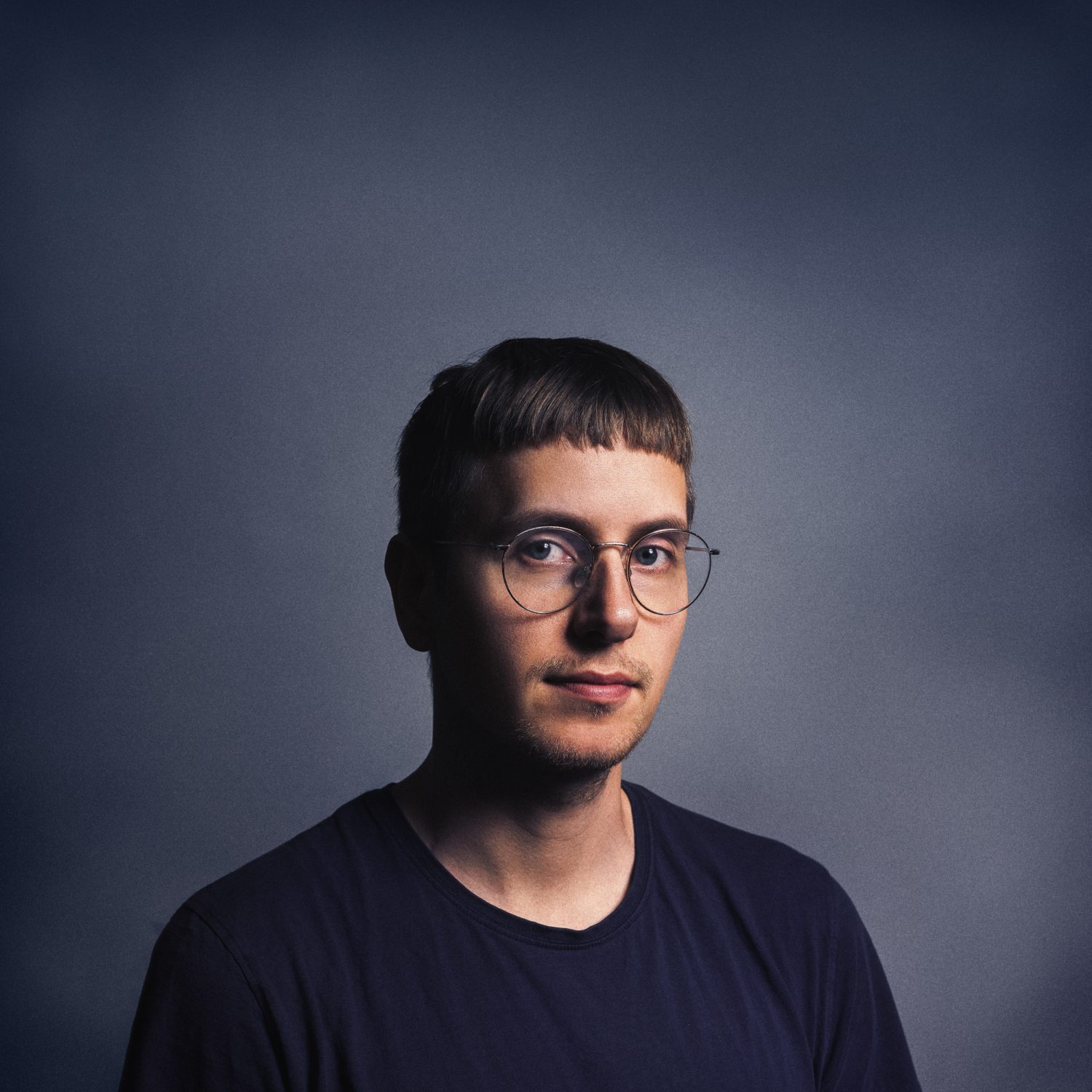 understroem-musician-studio-portrait